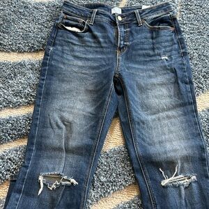 Like new, distressed Time & True women’s jeans